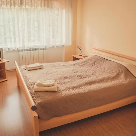 Hostel Nele Jõhvi Exteriör bild