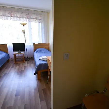 Hostel Nele Jõhvi Exteriör bild