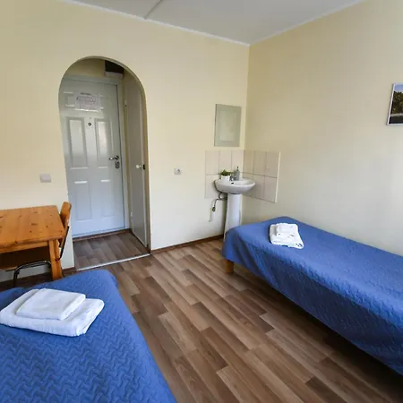 Hostel Nele Jõhvi Exteriör bild